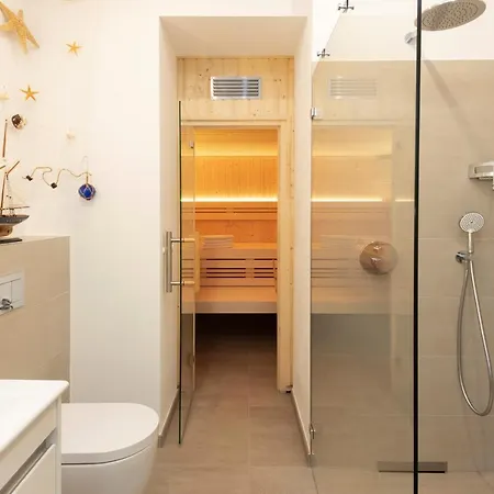 Apartment Safari Prora - Mit Sauna Und Direktem Strandzugang